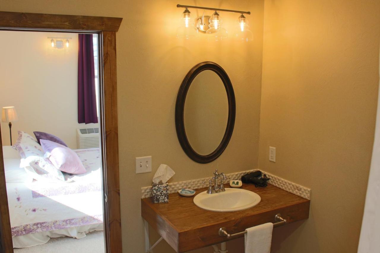 Twister'S Bed And Breakfast ガーンジー エクステリア 写真